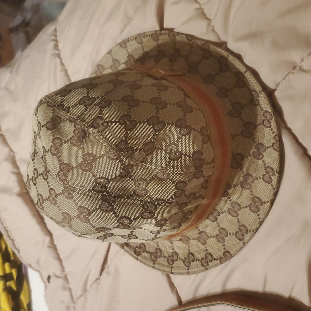 Gucci Cream and Brown Monogram Hat with Red Band - Picture 3 of 4